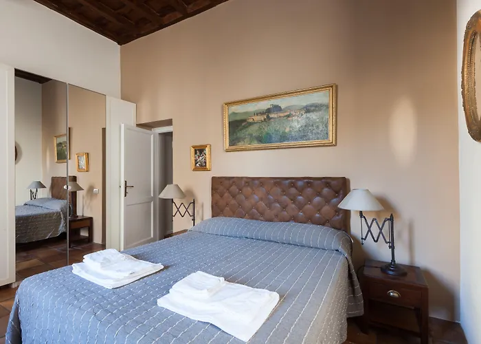 Habitat's Navona 4br Appartamento