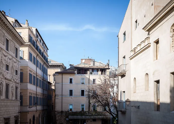 Habitat's Navona 4br Appartamento